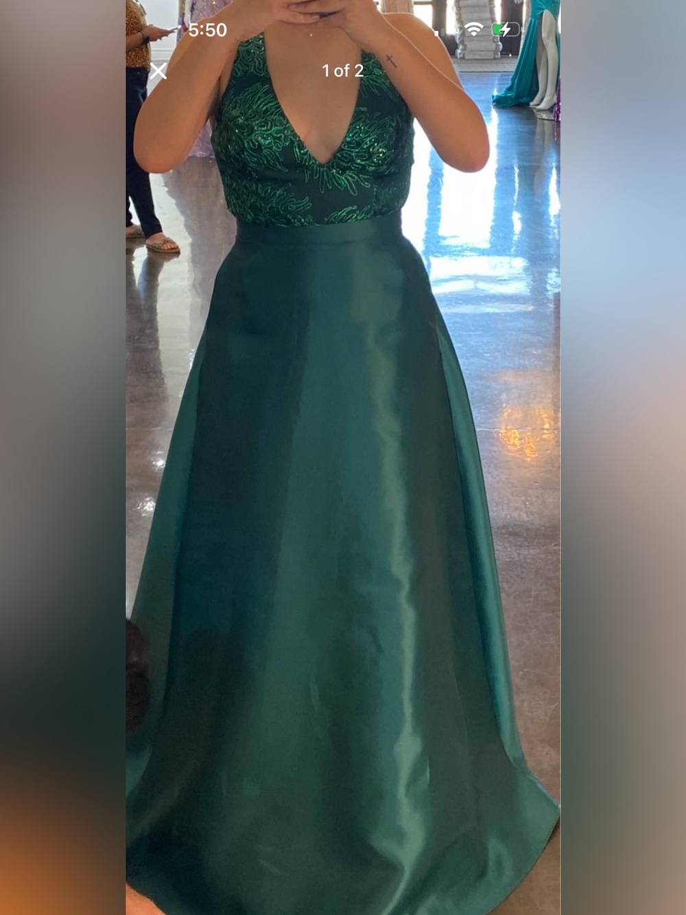 Emerald Green V-Neck A-Line Prom Dress